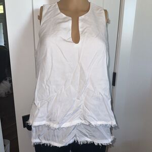 Anthropology Cloth & Stone White V-neck Raw Edge Hem Blouse Size XS NWOT